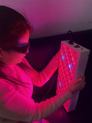 acheter 600W Red Light Therapy Panel with 120 LEDs 8 Wavelengths for Pain Relief fabrication en ligne