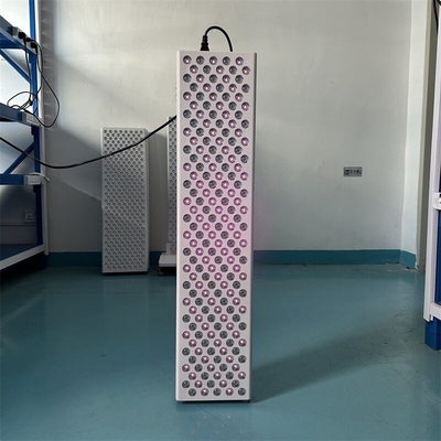 Caractéristique thérapeutique Panneau thérapeutique de lumière rouge 660nm 850nm Longueur d'onde pour le soulagement de la douleur Clinique à domicile LED