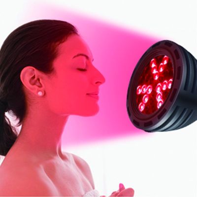 thérapie de lumière des ampoules 660nm LED de thérapie de la lumière 24W rouge pour la peau foncée
